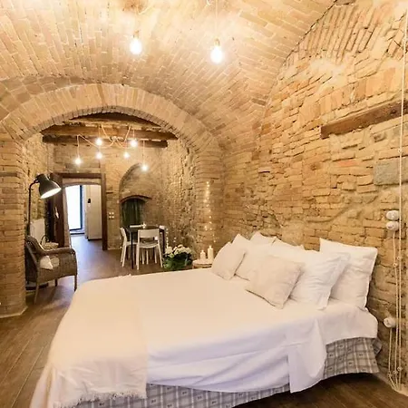 Il Vicolo Di Porta Pesa